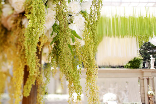lavish and elegant wedding in Xian China, photos by Chris+Lynn Photography | junebugweddings.com lavish and elegant wedding in Xian China, photos by Chris+Lynn Photography | junebugweddings.com
