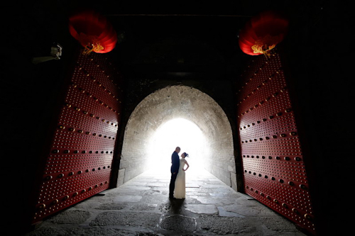lavish and elegant wedding in Xian China, photos by Chris+Lynn Photography | junebugweddings.com lavish and elegant wedding in Xian China, photos by Chris+Lynn Photography | junebugweddings.com