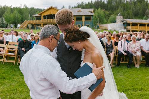 Country wedding in Big Sky, Montana, photos by Hardy Klahold Photography | junebugweddings.com Country wedding in Big Sky, Montana, photos by Hardy Klahold Photography | junebugweddings.com