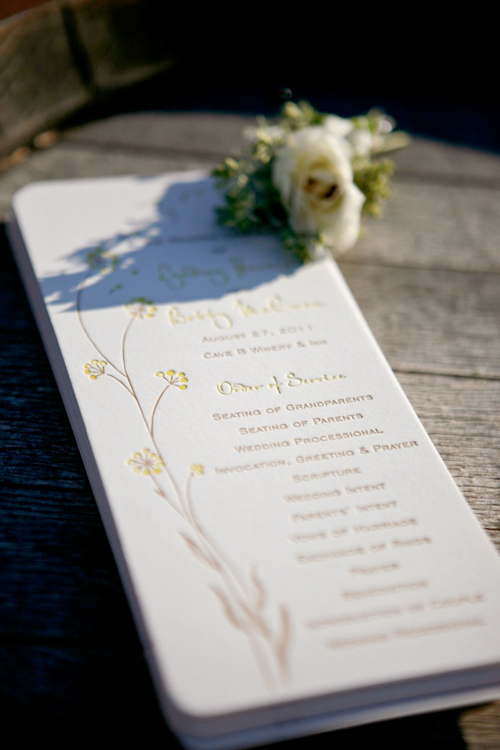 Cave B Winery Wedding in Washington; photos by Belathée Photography | junebugweddings.com Cave B Winery Wedding in Washington; photos by Belathée Photography | junebugweddings.com