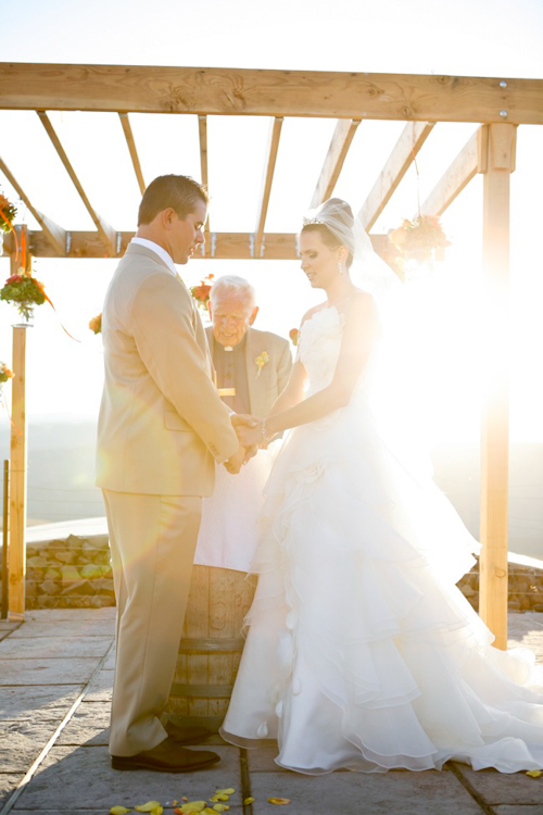 Cave B Winery Wedding in Washington; photos by Belathée Photography | junebugweddings.com Cave B Winery Wedding in Washington; photos by Belathée Photography | junebugweddings.com