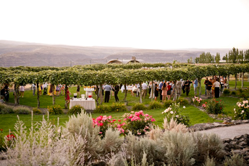 Cave B Winery Wedding in Washington; photos by Belathée Photography | junebugweddings.com Cave B Winery Wedding in Washington; photos by Belathée Photography | junebugweddings.com