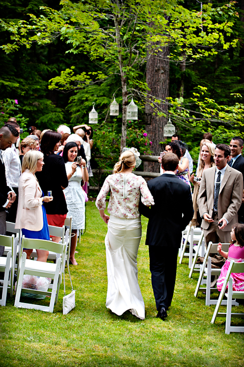 Rustic, outdoor wedding in Whistler, British Columbia - Photos by Anastasia Photography | junebugweddings.com Rustic, outdoor wedding in Whistler, British Columbia - Photos by Anastasia Photography | junebugweddings.com