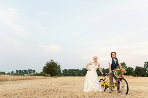 colorful vintage wedding decor rental from Fancy Fray | via junebugweddings.com colorful vintage wedding decor rental from Fancy Fray | via junebugweddings.com