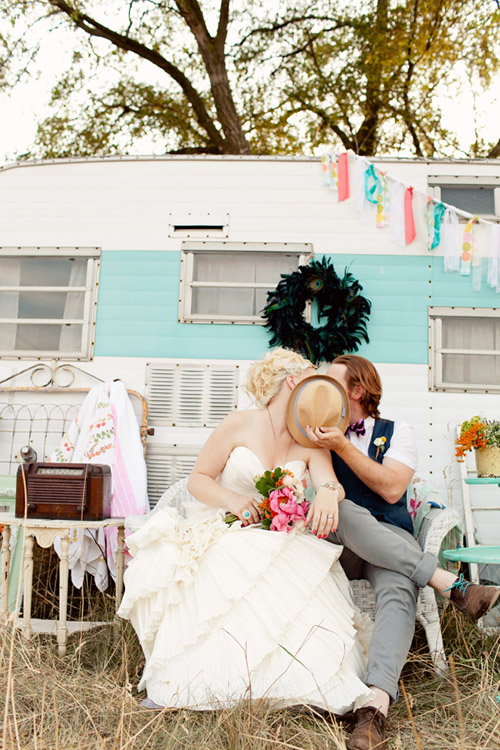 colorful vintage wedding decor rental from Fancy Fray | via junebugweddings.com colorful vintage wedding decor rental from Fancy Fray | via junebugweddings.com