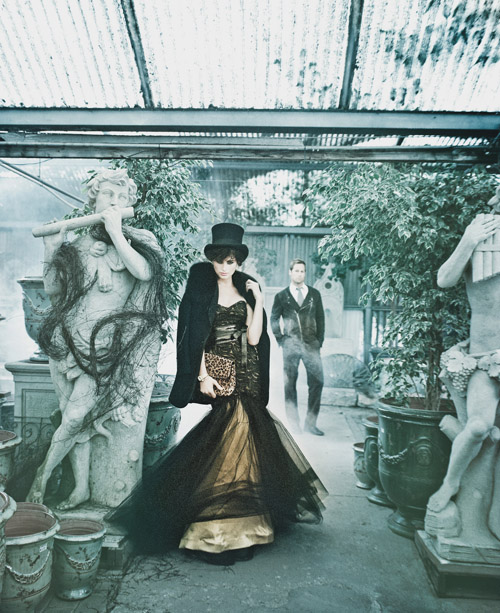 dark, mysterious, gothic wedding fashion, floral and decor inspiration, photo shoot by Joan Allen, Merryl Brown Events and Camilla Svensson Burns dark, mysterious, gothic wedding fashion, floral and decor inspiration, photo shoot by Joan Allen, Merryl Brown Events and Camilla Svensson Burns