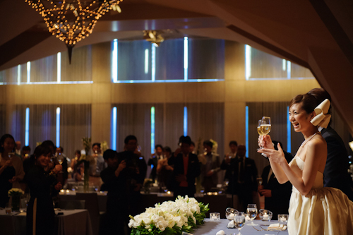 Elegant Japanese wedding at the Tokyo American Club - photos by 37 Frames Photography | junebugweddings.com Elegant Japanese wedding at the Tokyo American Club - photos by 37 Frames Photography | junebugweddings.com