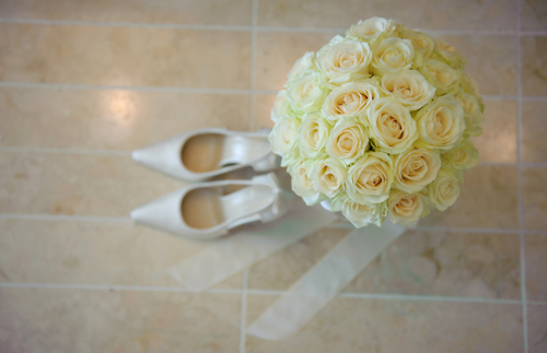 Elegant Japanese wedding at the Tokyo American Club - photos by 37 Frames Photography | junebugweddings.com Elegant Japanese wedding at the Tokyo American Club - photos by 37 Frames Photography | junebugweddings.com