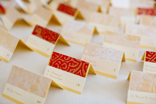 Bright, exuberant Hindu wedding - photos by Cathy and David Photographers | junebugweddings.com Bright, exuberant Hindu wedding - photos by Cathy and David Photographers | junebugweddings.com