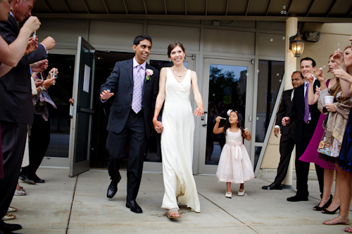Bright, exuberant Hindu wedding - photos by Cathy and David Photographers | junebugweddings.com Bright, exuberant Hindu wedding - photos by Cathy and David Photographers | junebugweddings.com