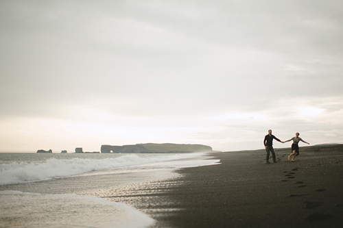 Iceland engagement photos of Caroline and Ben by Nordica Photography | via junebugweddings.com Iceland engagement photos of Caroline and Ben by Nordica Photography | via junebugweddings.com