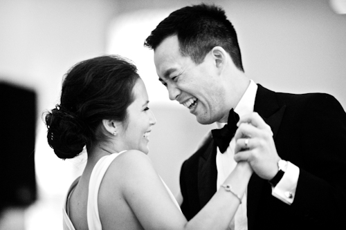 Classic downtown Chicago wedding at The Ivy Room - photos by David Wittig Photography | junebugweddings.com Classic downtown Chicago wedding at The Ivy Room - photos by David Wittig Photography | junebugweddings.com