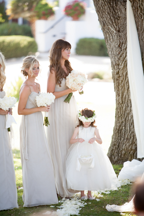 Modern Barn Wedding at The Ojai Valley Inn & Spa. Planning by Details Events Planning; Photography by Mi Belle Photography | junebugweddings.com Modern Barn Wedding at The Ojai Valley Inn & Spa. Planning by Details Events Planning; Photography by Mi Belle Photography | junebugweddings.com