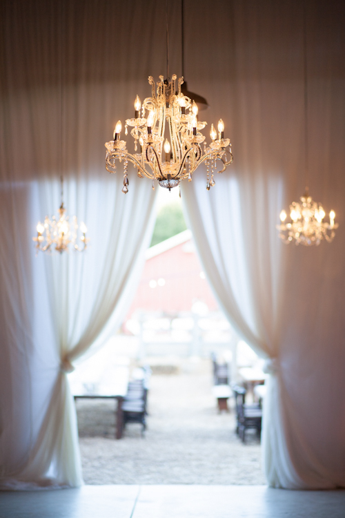 Modern Barn Wedding at The Ojai Valley Inn & Spa. Planning by Details Events Planning; Photography by Mi Belle Photography | junebugweddings.com Modern Barn Wedding at The Ojai Valley Inn & Spa. Planning by Details Events Planning; Photography by Mi Belle Photography | junebugweddings.com