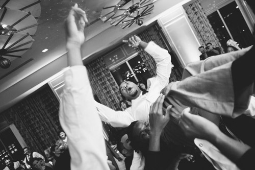 Stylish Miami wedding by Soul Echo Studios | junebugweddings.com Stylish Miami wedding by Soul Echo Studios | junebugweddings.com