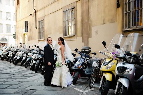 Italian villa wedding in Tuscany | junebugweddings.com Italian villa wedding in Tuscany | junebugweddings.com