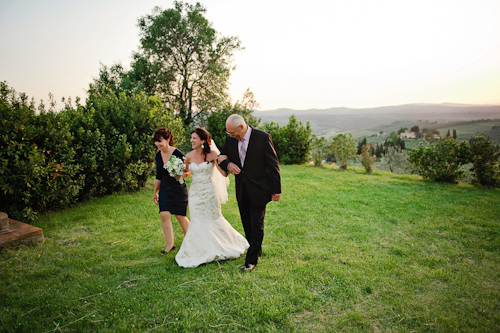Italian villa wedding in Tuscany | junebugweddings.com Italian villa wedding in Tuscany | junebugweddings.com