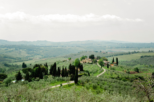 Italian villa wedding in Tuscany | junebugweddings.com Italian villa wedding in Tuscany | junebugweddings.com