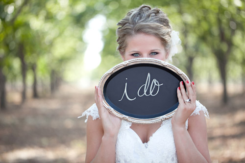 wedding photo by Sarah Ainsworth | via junebugweddings.com wedding photo by Sarah Ainsworth | via junebugweddings.com