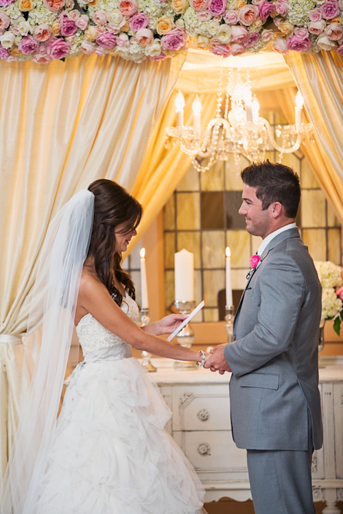 elegant pink and white wedding at the Arctic Club in Seattle with photos by Alante Photography | junebugweddings.com elegant pink and white wedding at the Arctic Club in Seattle with photos by Alante Photography | junebugweddings.com