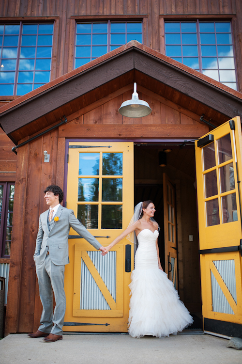 Breckenridge Colorado wedding, photos by Kira Horvath Photography | junebugweddings.com Breckenridge Colorado wedding, photos by Kira Horvath Photography | junebugweddings.com