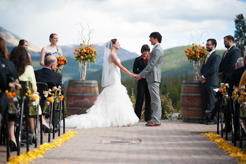 Breckenridge Colorado wedding, photos by Kira Horvath Photography | junebugweddings.com Breckenridge Colorado wedding, photos by Kira Horvath Photography | junebugweddings.com