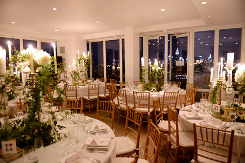Chic wedding at the Mondrian Soho in NYC Photos by Andrea and Marcus Photography | junebugweddings.com Chic wedding at the Mondrian Soho in NYC Photos by Andrea and Marcus Photography | junebugweddings.com