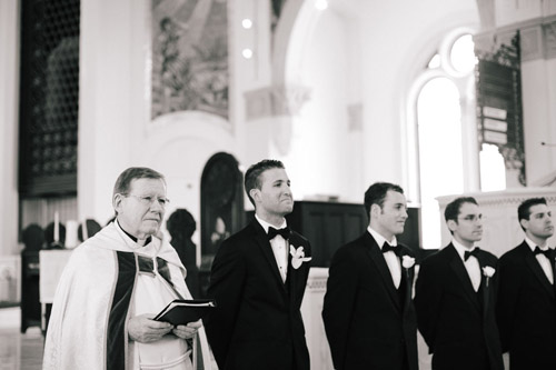 Modern chic wedding at the Viceroy Miami, photo by Becca Borge Photography | junebugweddings.com Modern chic wedding at the Viceroy Miami, photo by Becca Borge Photography | junebugweddings.com