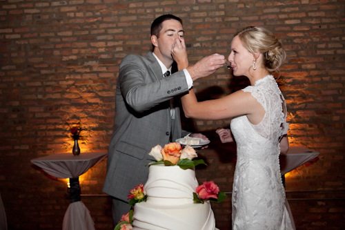 Downtown Chicago wedding at Loft on Lake - photos by Becky Brown Photography | junebugweddings.com Downtown Chicago wedding at Loft on Lake - photos by Becky Brown Photography | junebugweddings.com