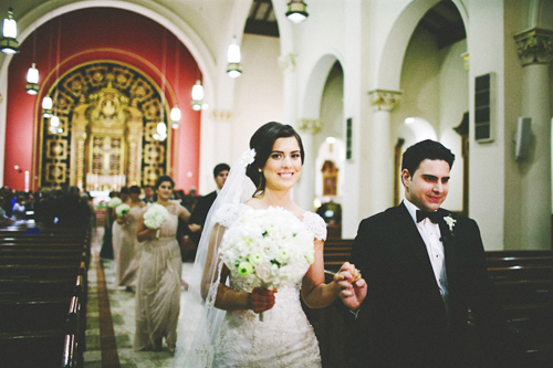 Classic and elegant ivory, blush and gold wedding in Miami, FL - photo by Tina Bass Photography | junebugweddings.com Classic and elegant ivory, blush and gold wedding in Miami, FL - photo by Tina Bass Photography | junebugweddings.com