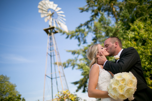 Garden Wedding at Medicine Creek Winery - photos by Jessica Hill Photography | junebugweddings.com Garden Wedding at Medicine Creek Winery - photos by Jessica Hill Photography | junebugweddings.com