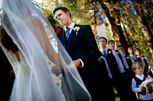 Lake Tahoe, Nevada modern wedding, photo by Mauricio Arias of Chrisman Studios | junebugweddings.com Lake Tahoe, Nevada modern wedding, photo by Mauricio Arias of Chrisman Studios | junebugweddings.com