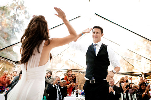 Lake Tahoe, Nevada modern wedding, photo by Mauricio Arias of Chrisman Studios | junebugweddings.com Lake Tahoe, Nevada modern wedding, photo by Mauricio Arias of Chrisman Studios | junebugweddings.com