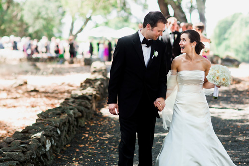 purple, green and white vineyard wedding at Chalk Hill Estate in Sonoma - photo by Cliff Brunk | via junebugweddings.com | via junebugweddings.com purple, green and white vineyard wedding at Chalk Hill Estate in Sonoma - photo by Cliff Brunk | via junebugweddings.com