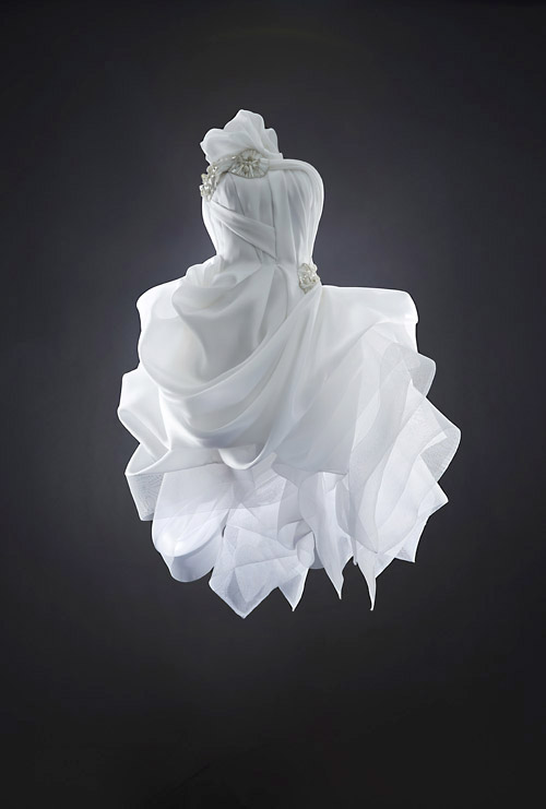 modern couture wedding dress by Rubin Singer, 2014 bridal collection | junebugweddings.com modern couture wedding dress by Rubin Singer, 2014 bridal collection | via junebugweddings.com
