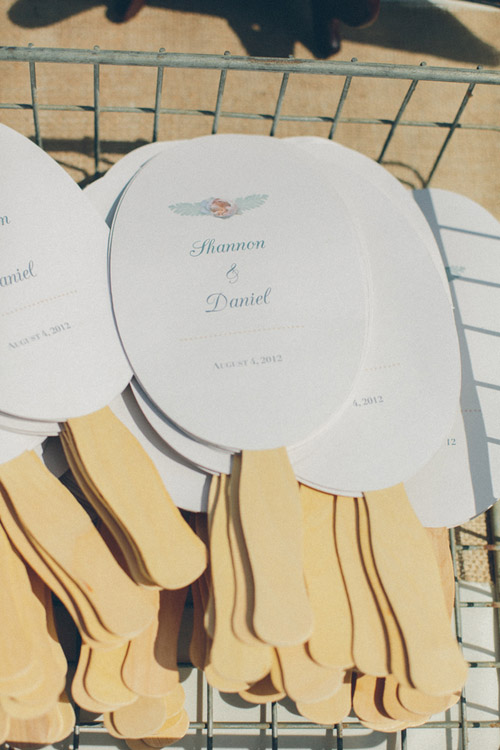 rustic cream and burlap California ranch wedding - photo by Kate Miller Photography | via junebugweddings.com rustic cream and burlap California ranch wedding - photo by Kate Miller Photography | via junebugweddings.com