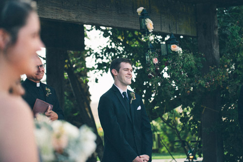 rustic cream and burlap California ranch wedding - photo by Kate Miller Photography | via junebugweddings.com rustic cream and burlap California ranch wedding - photo by Kate Miller Photography | via junebugweddings.com