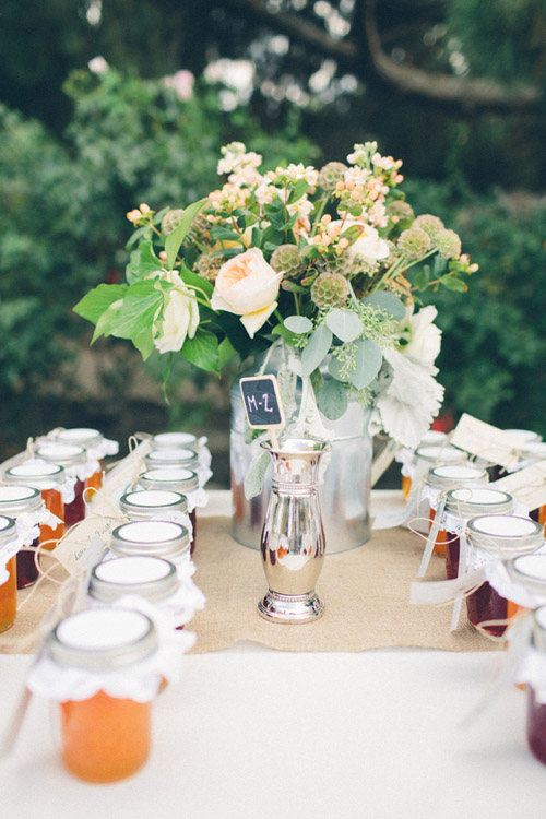 rustic cream and burlap California ranch wedding - photo by Kate Miller Photography | via junebugweddings.com rustic cream and burlap California ranch wedding - photo by Kate Miller Photography | via junebugweddings.com