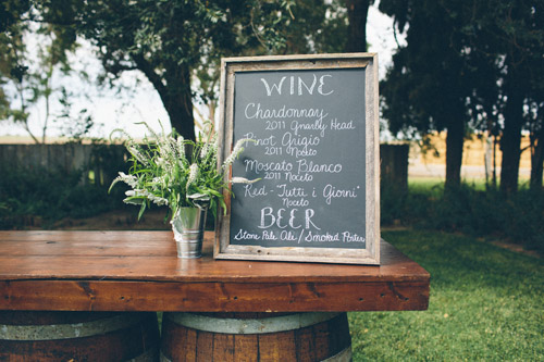 rustic cream and burlap California ranch wedding - photo by Kate Miller Photography | via junebugweddings.com rustic cream and burlap California ranch wedding - photo by Kate Miller Photography | via junebugweddings.com