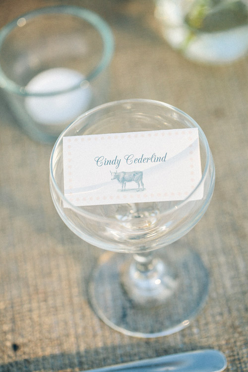 rustic cream and burlap California ranch wedding - photo by Kate Miller Photography | via junebugweddings.com rustic cream and burlap California ranch wedding - photo by Kate Miller Photography | via junebugweddings.com