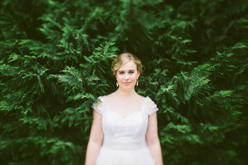 Southern wedding in Charleston, South Carolina, photos by Caroline Ghetes | via junebugweddings.com Southern wedding in Charleston, South Carolina, photos by Caroline Ghetes | via junebugweddings.com