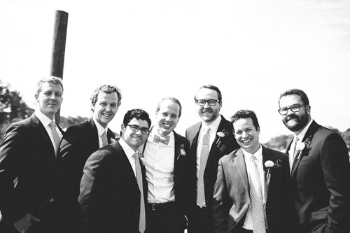 Southern wedding in Charleston, South Carolina, photos by Caroline Ghetes | via junebugweddings.com Southern wedding in Charleston, South Carolina, photos by Caroline Ghetes | via junebugweddings.com