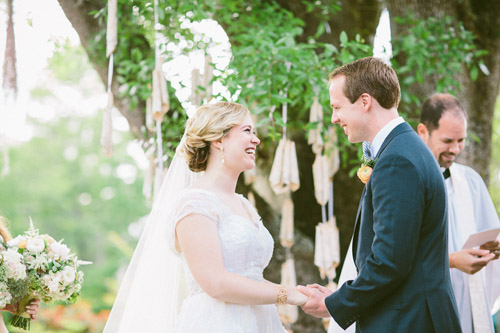 Southern wedding in Charleston, South Carolina, photos by Caroline Ghetes | via junebugweddings.com Southern wedding in Charleston, South Carolina, photos by Caroline Ghetes | via junebugweddings.com