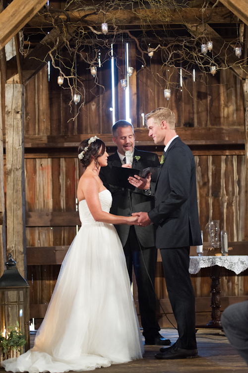 Barn wedding with woodland decor by Kelly Sweet Photography | junebugweddings.com Barn wedding with woodland decor by Kelly Sweet Photography | junebugweddings.com