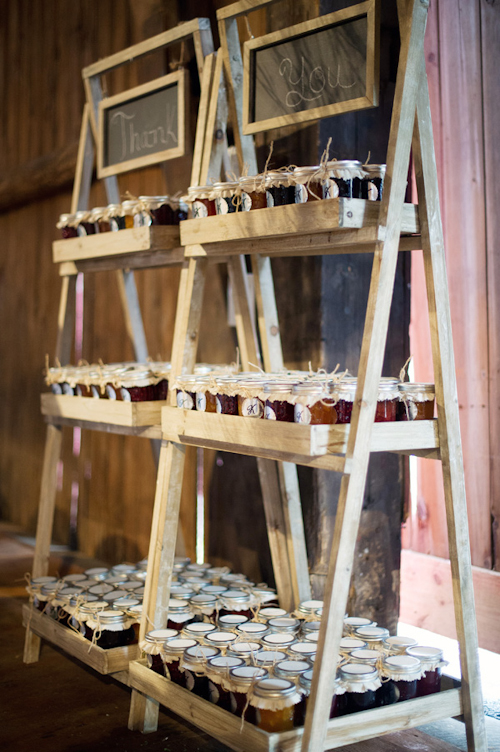 Barn wedding with woodland decor by Kelly Sweet Photography | junebugweddings.com Barn wedding with woodland decor by Kelly Sweet Photography | junebugweddings.com