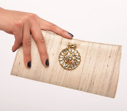 dreamy bridal clutch from Lukab and Motwani- sign up to win it! dreamy bridal clutch from Lukab and Motwani- sign up to win it!