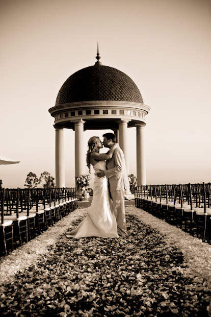 Real Wedding at The Resort at Pelican Hill, Newport Beach, California, image by Jay Lawrence Goldman Real Wedding at The Resort at Pelican Hill, Newport Beach, California, image by Jay Lawrence Goldman