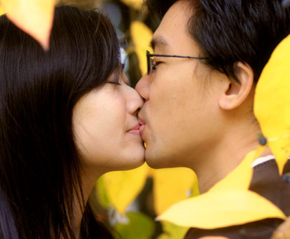 wedding planning basics, stay connected and romantic as a couple, Yours by John Photography wedding planning basics, stay connected and romantic as a couple, Yours by John Photography