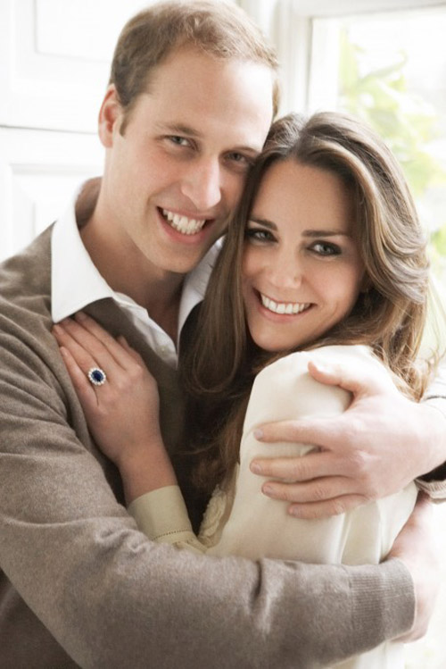 Engagement photo of Prince William and Kate Middleton, photographed by Mario Testino Engagement photo of Prince William and Kate Middleton, photographed by Mario Testino