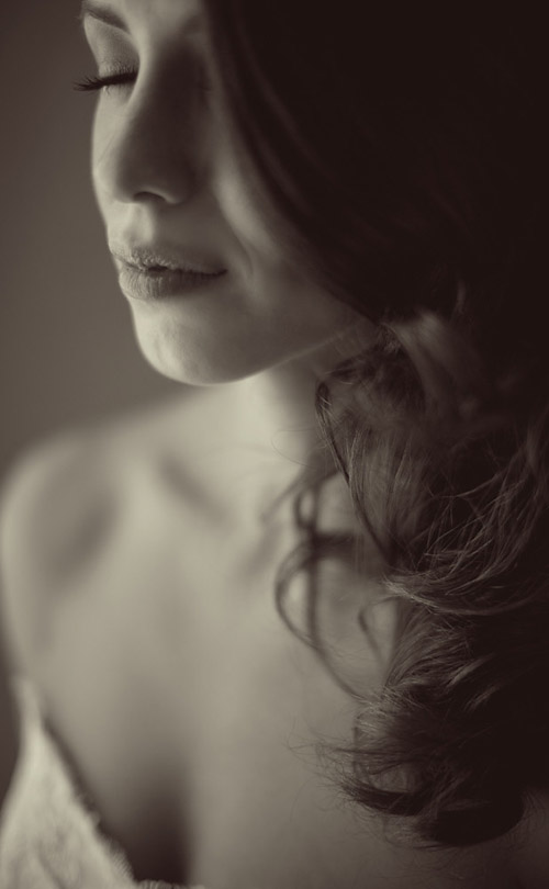 Bridal portrait session with Houston wedding photographer Adam Nyholt Bridal portrait session with Houston wedding photographer Adam Nyholt